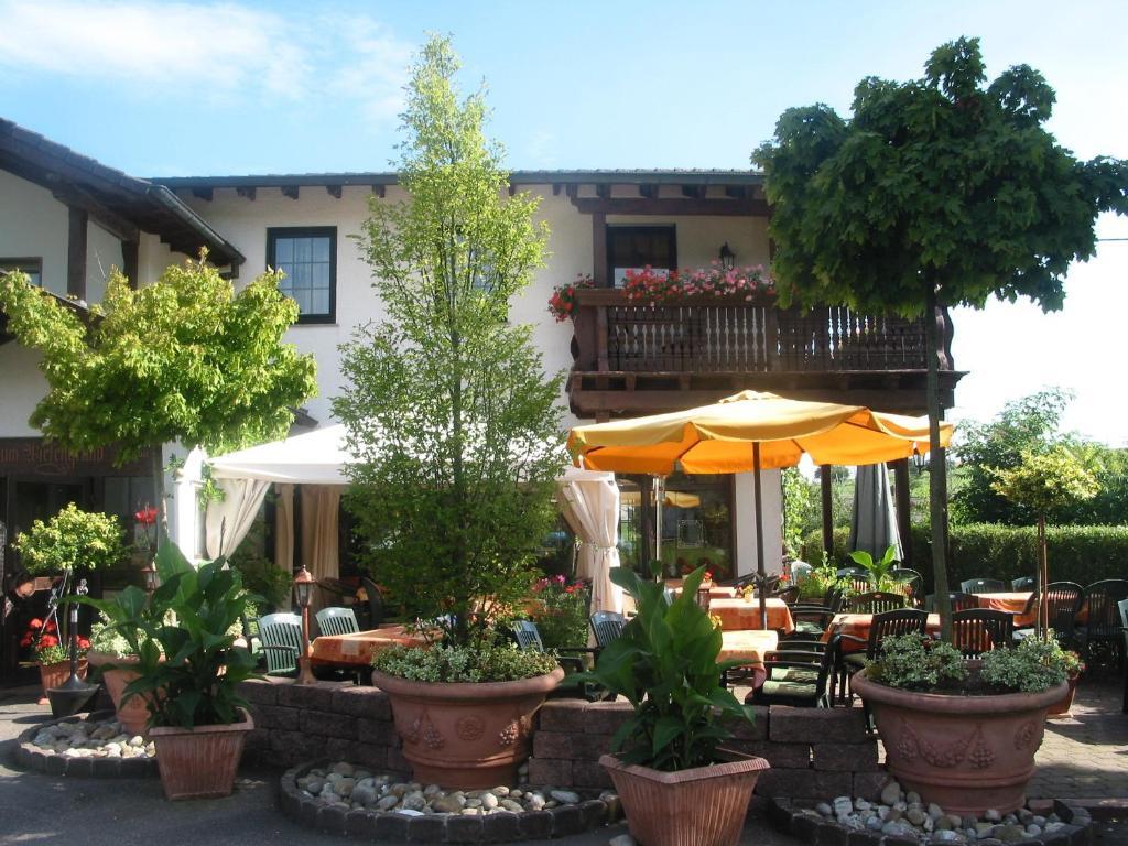 Restaurant Landgasthof Zum Wiesengrund Newel Ngoại thất bức ảnh