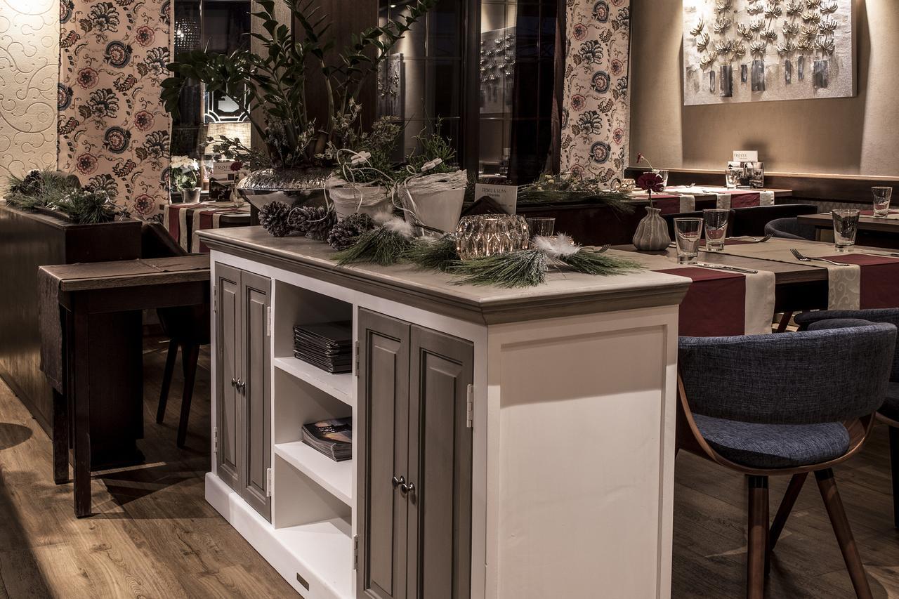 Restaurant Landgasthof Zum Wiesengrund Newel Ngoại thất bức ảnh